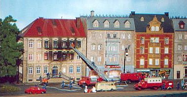 Feuerwehren im Löscheinsatz