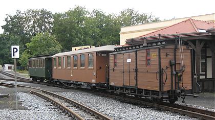 historische Wagen in Zittau Vorstadt