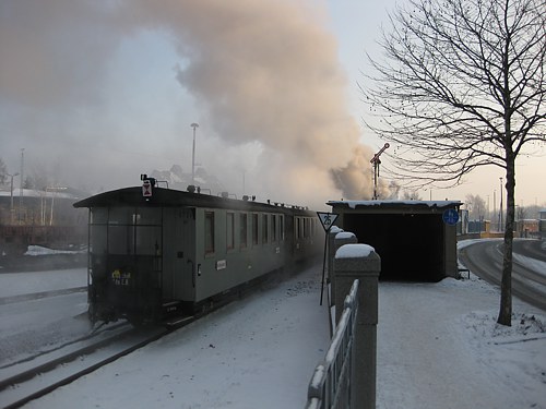 morgendlicher Start des Sachsenzuges