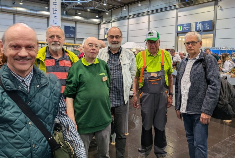 Gruppenbild vom Treffen Villinger und Zittauer Modelleisenbahner Gruppenbild vom Treffen Villinger und Zittauer Modelleisenbahner