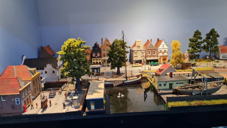 Eine hübsche Hafenszene Eine hübsche Hafenszene